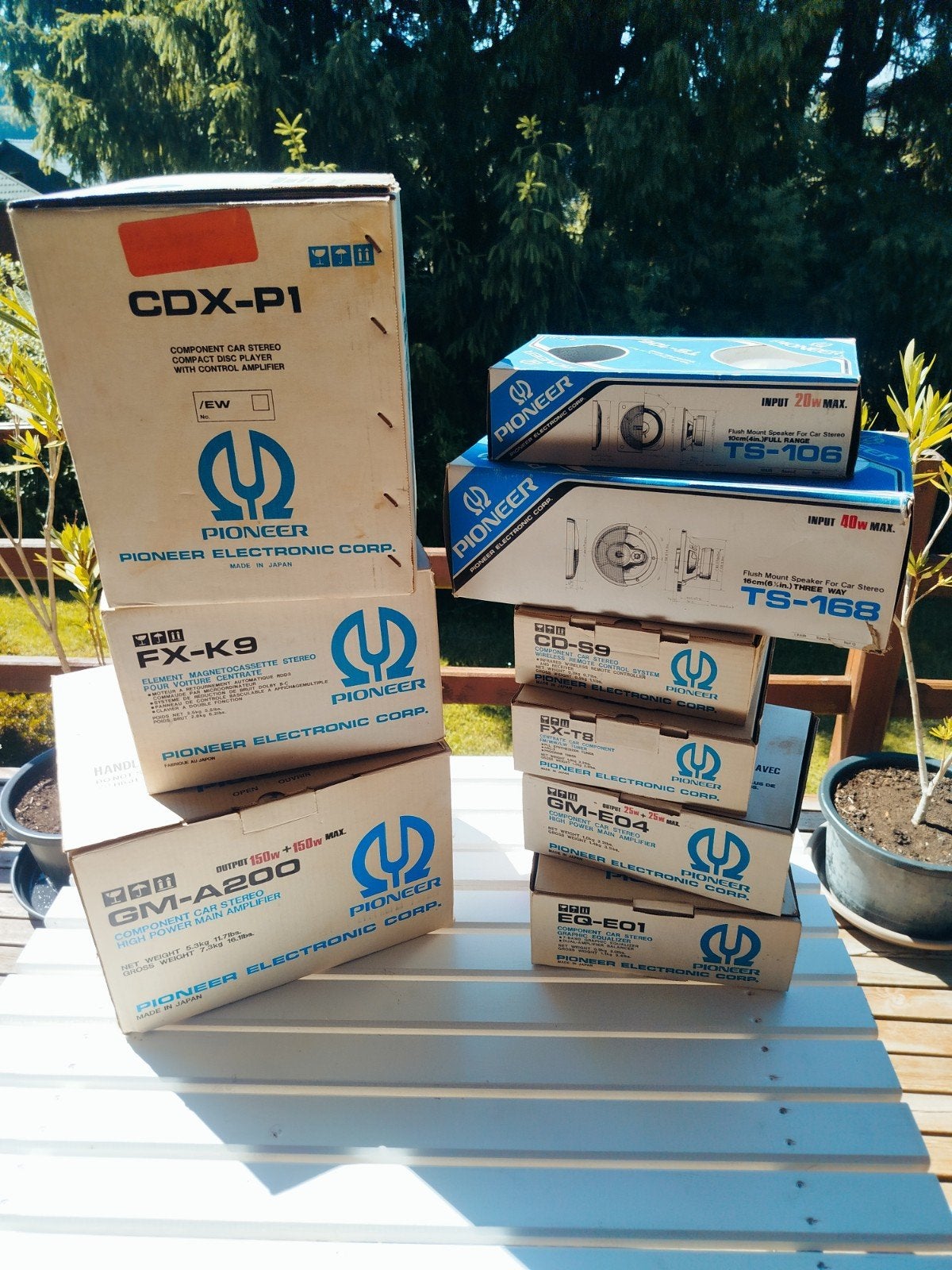 NIEUW - COLLECTOR - Set van 9 PIONEER-apparaten („Centrate”)