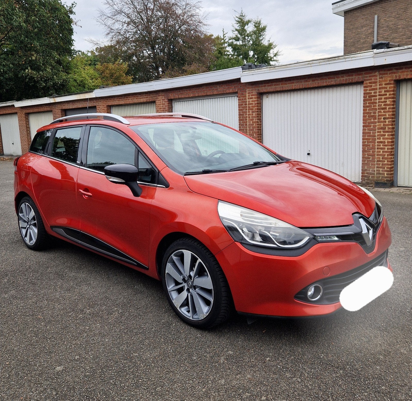 Renault Clio IV Estate O.9 Tce Benzine met 98 555 km, Auto's, Stof, Zwart, 5 deurs, Particulier