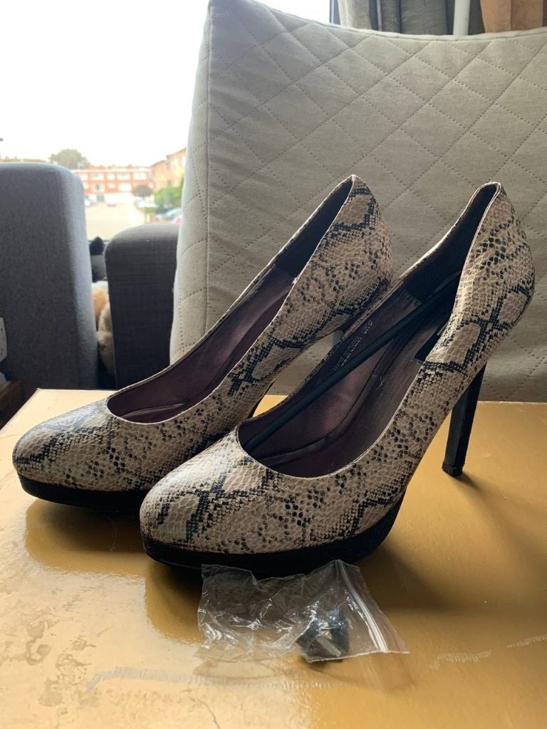 Prachtige schoenen met slangenprint, Nieuw, Ophalen of Verzenden, Schoenen met hoge hakken, Asos