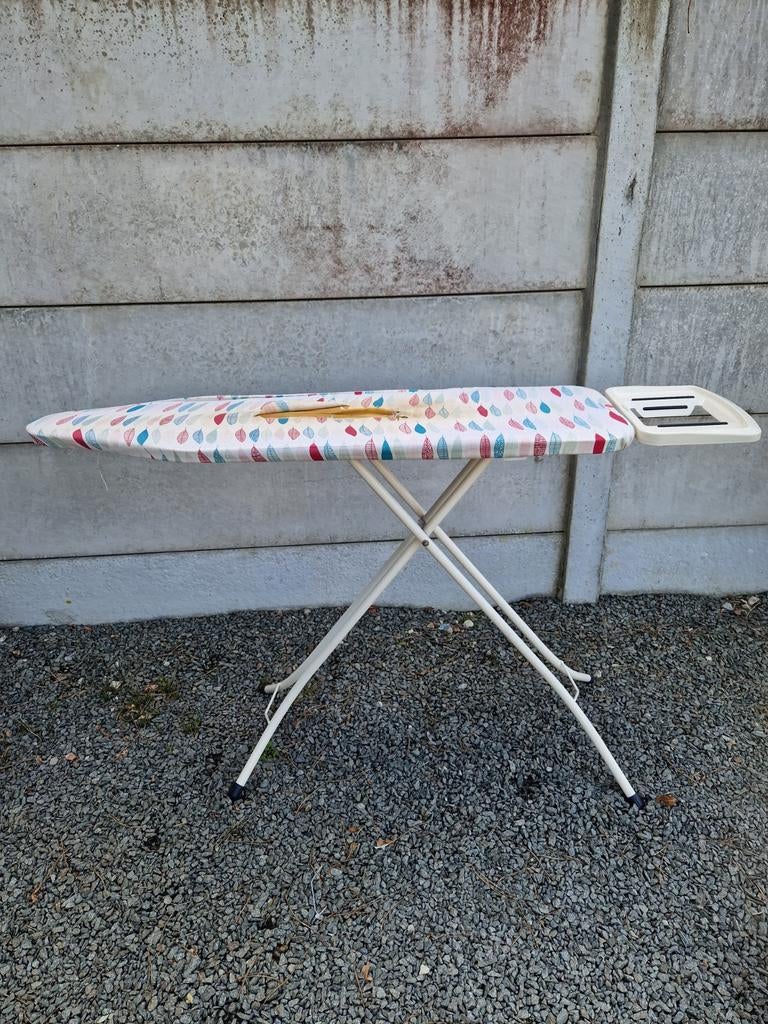 Onderstel strijkplank brabantia, Ophalen