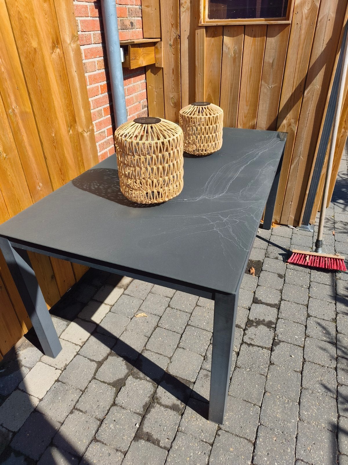 Tafel met glazen blad, Tuin en Terras, Ophalen