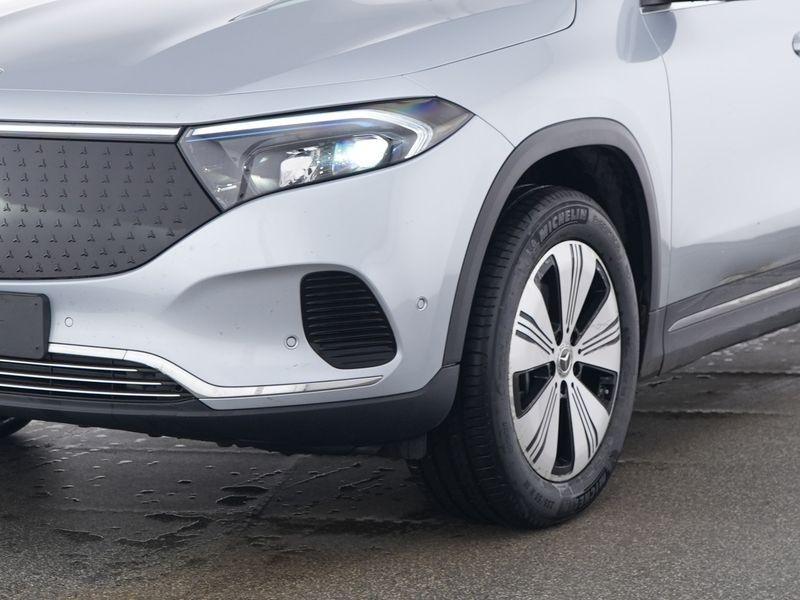 Mercedes-Benz EQA-Klasse 350 4MATIC Luxury Line | Panoramisc, Auto's, Automaat, 215 kW, Stof, Euro 6