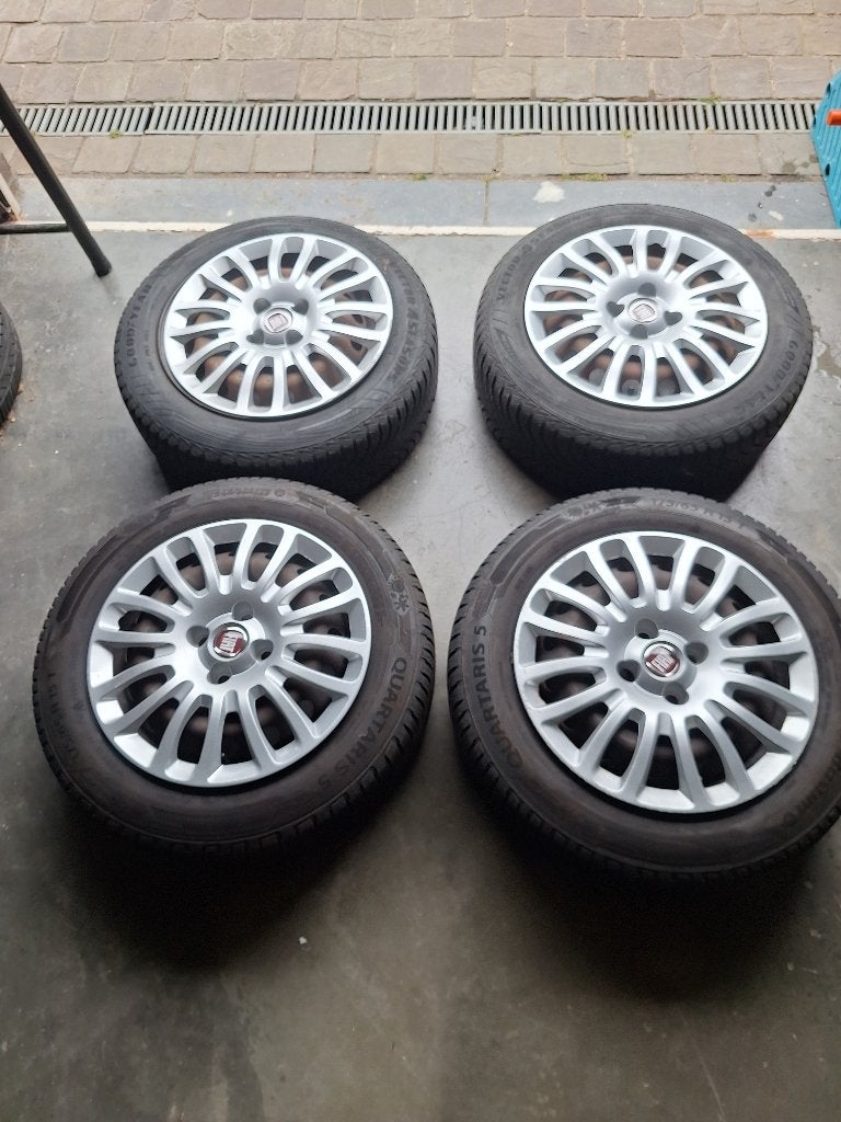 Fiat Punto EVO, Ophalen, Gebruikt, 15 inch, 175 mm