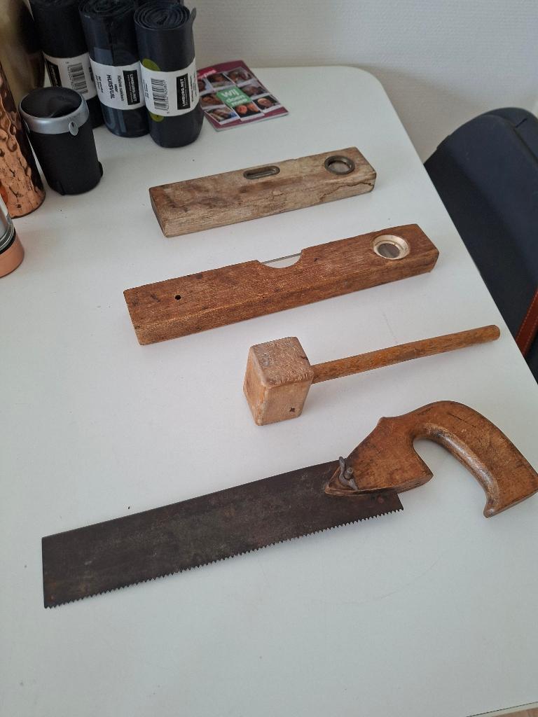 vintage hamer zaag en waterpassen, Antiek en Kunst, Antiek | Gereedschap en Instrumenten, Ophalen