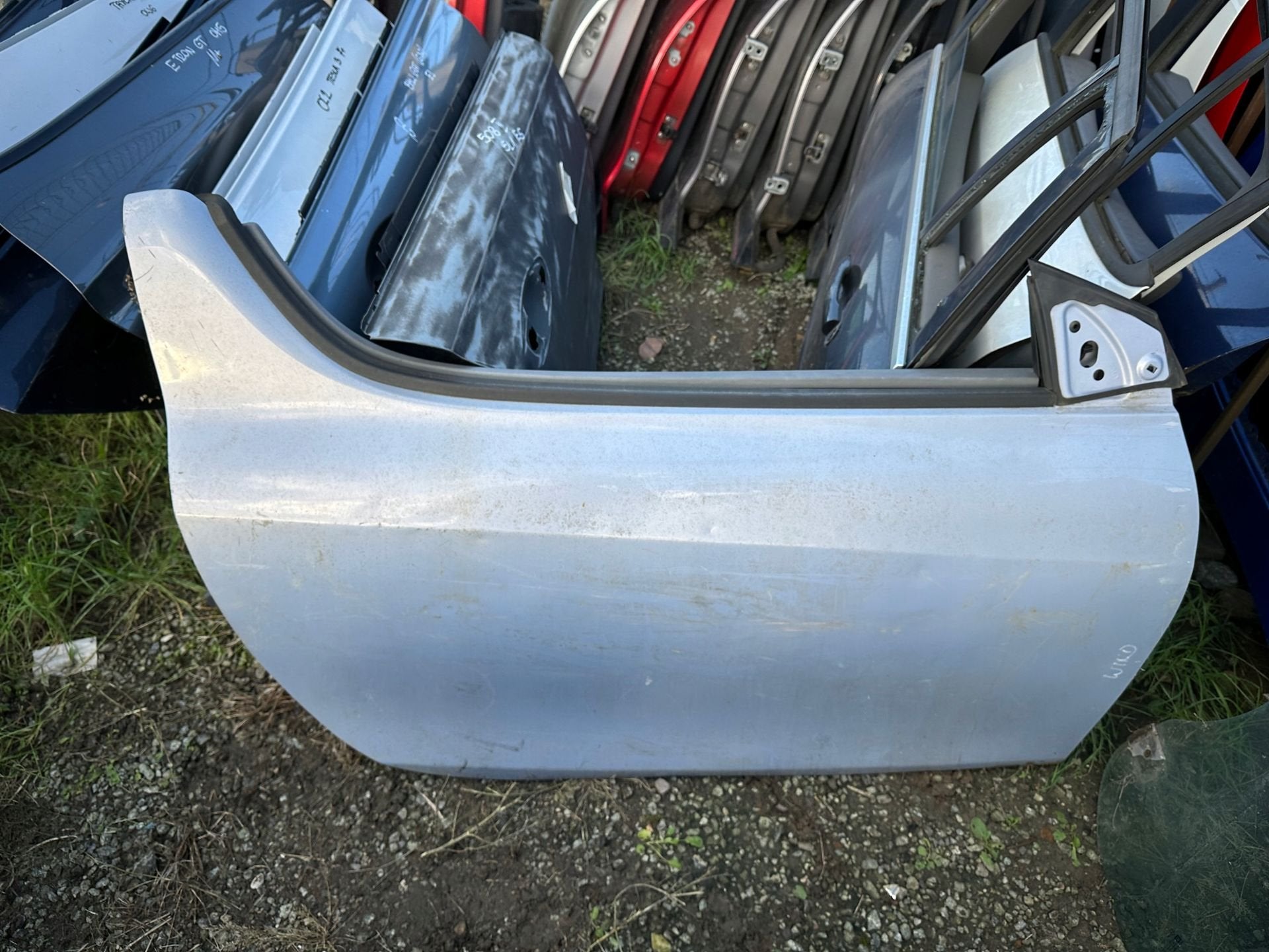 Renault Wind Portier Rechts, Renault Group, Gebruikt, Contact.group@renault.com, Avenue du General Leclerc 122bis
92100  Boulogne-Billancourt, FR
