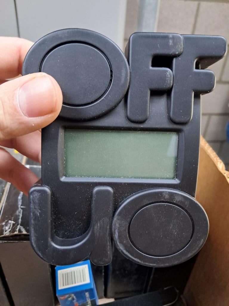 200 stuks nieuwe spullen, Diversen, Rommelmarktspullen, Ophalen
