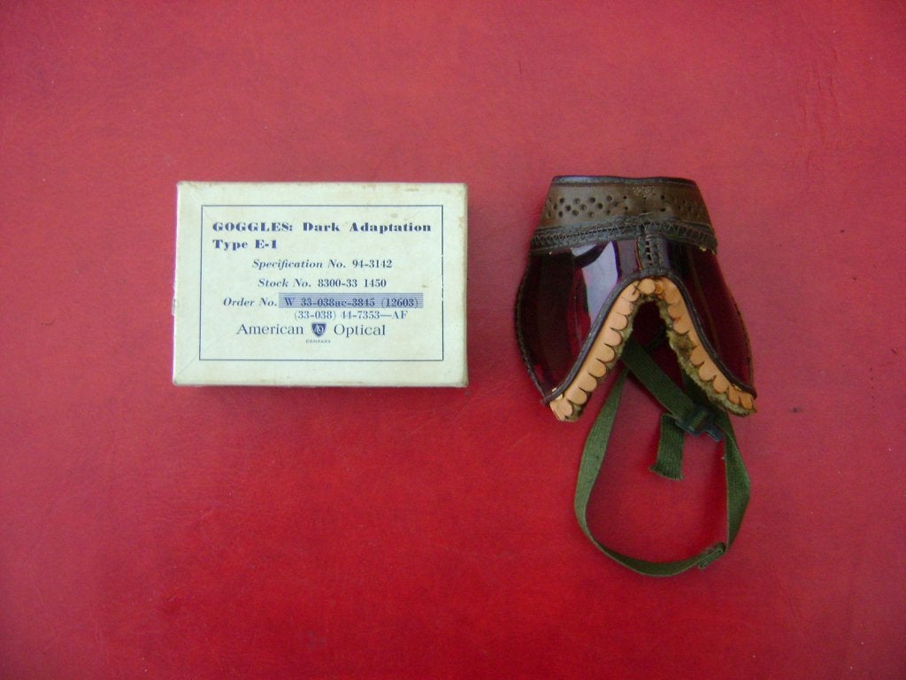 USAAF goggles dark adaptation type E-1., Enlèvement ou Envoi, Armée de l'air, Autres types