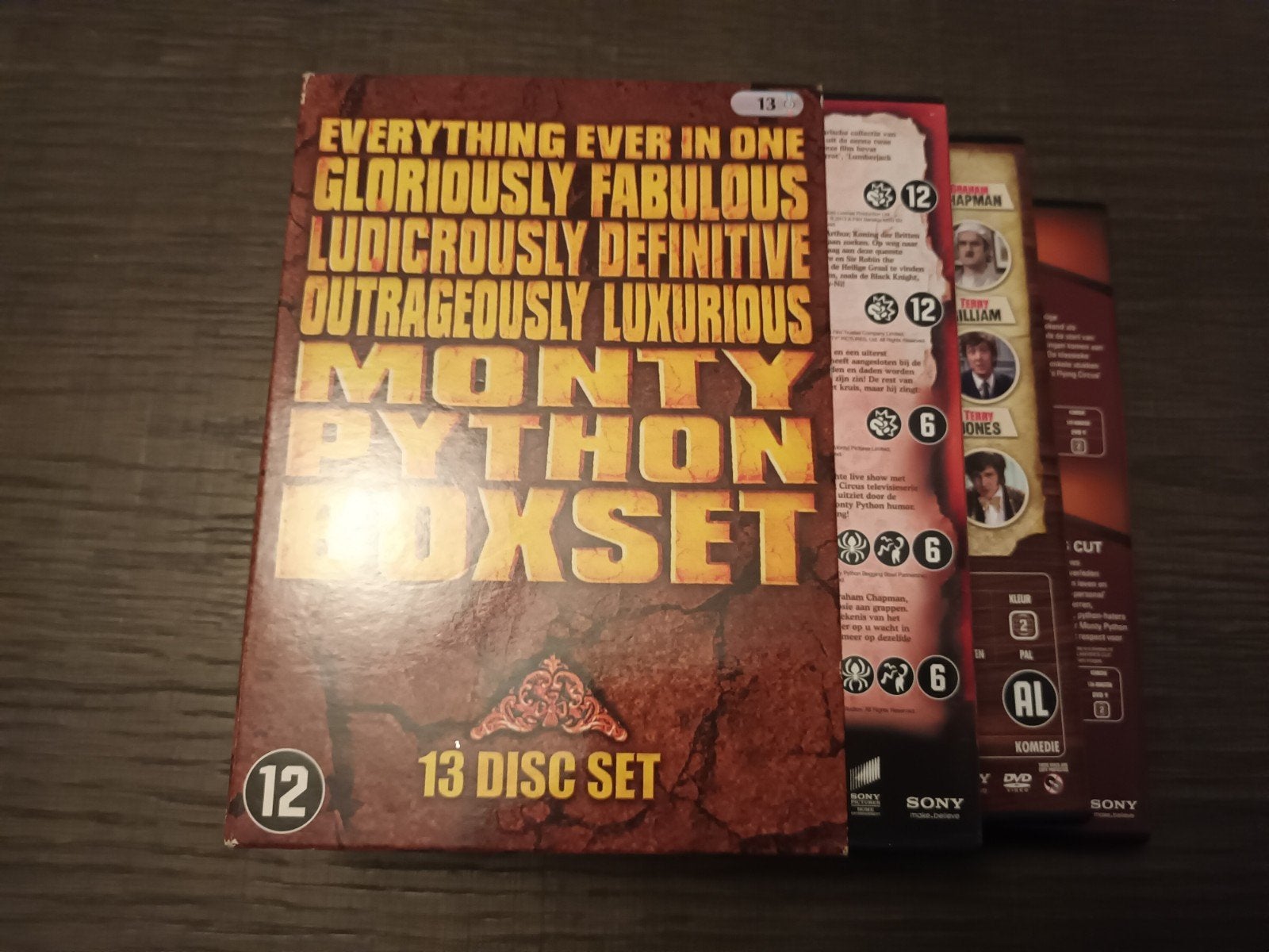 13-dvd box Monty Python, Enlèvement ou Envoi