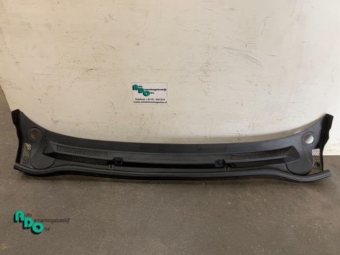 Paravent d'un Opel Astra (Astra J 10-) (Z22C), -, Opel, 3 mois de garantie, Utilisé