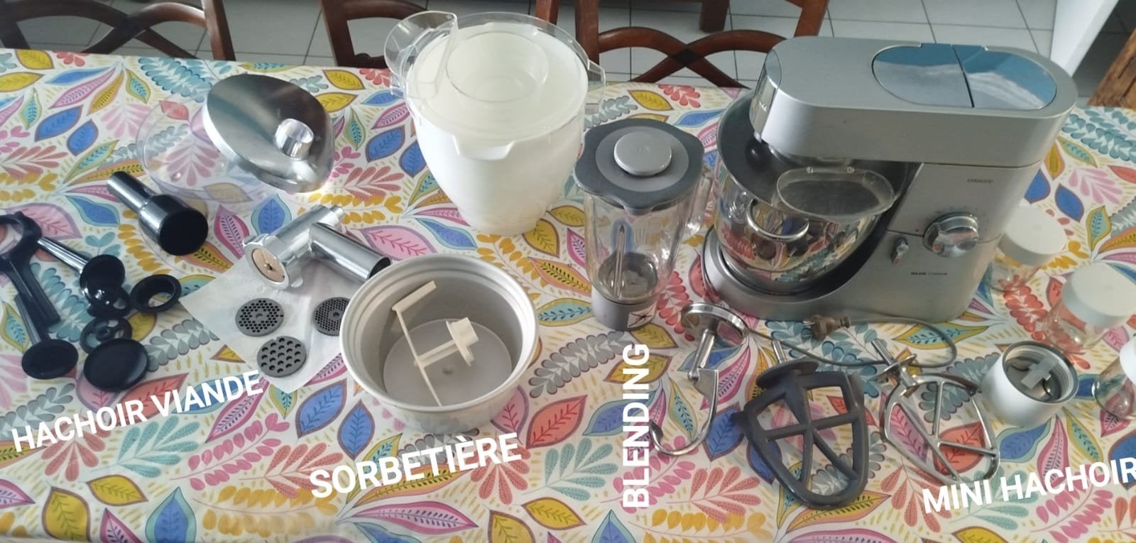 Robot de cuisine KENWOOD MAJOR TITANIUM, Electroménager, 4 litres ou plus, Enlèvement, Utilisé, 3 vitesses ou plus