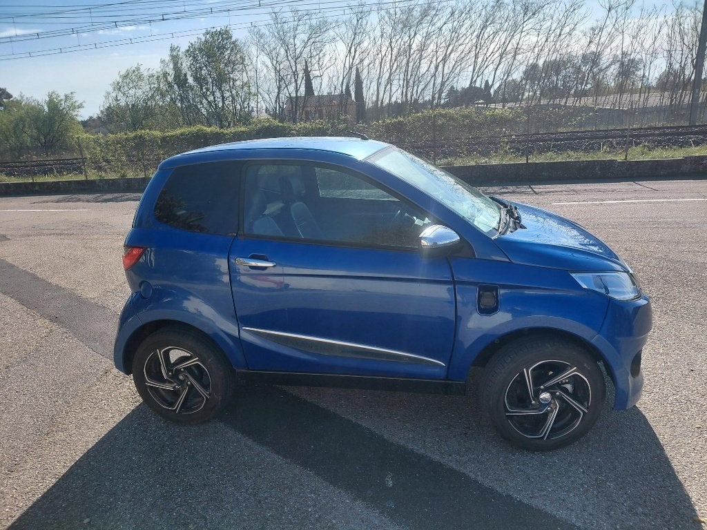 AIXAM E CITY, Autos, Achat, Entretenue par le concessionnaire, Automatique, Particulier