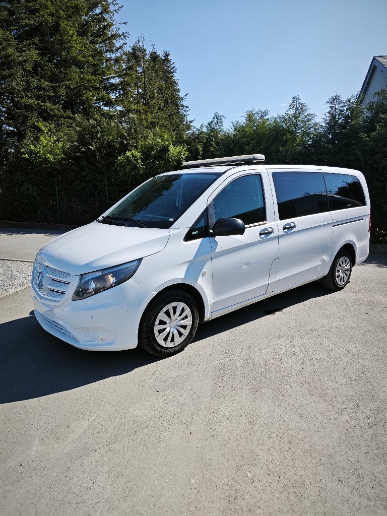 Ambulance Mercedes 2.2cdi-Boite auto 12/2015 -7.950 € export, Autos, 100 kW, Euro 5, Achat, 4 portes