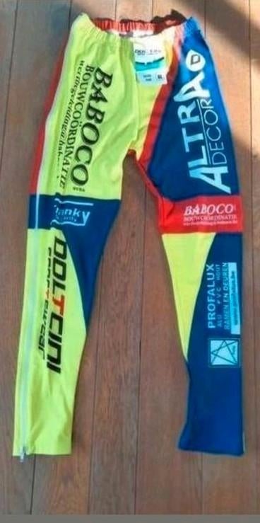 Crossbroek, bmx,... volledige ritssluiting.
Nieuw bij Tags.X, Ophalen of Verzenden