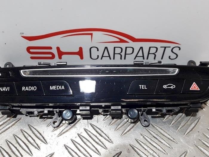 Panneau de commandes navigation d'un Mercedes C-Klasse, 3 mois de garantie, Utilisé, -, -