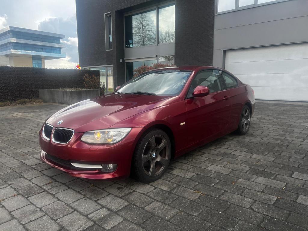 Bmw 3 serie coupé 320i 128000 km, Auto's, 4 zetels, Achterwielaandrijving, 4 cilinders, Particulier