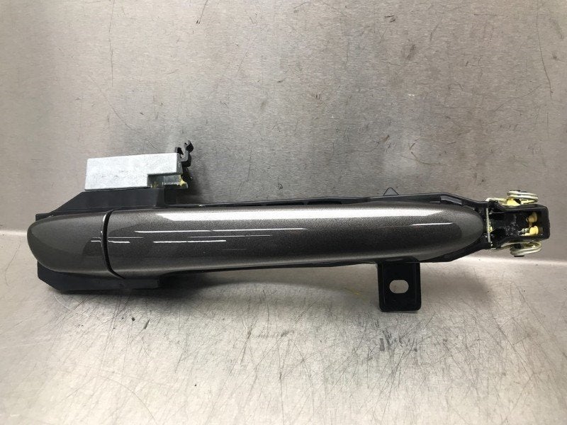 POIGNEE EXTERIEURE AVANT DROITE Mazda 2 (DJ / DL), Utilisé, Avant, Mazda