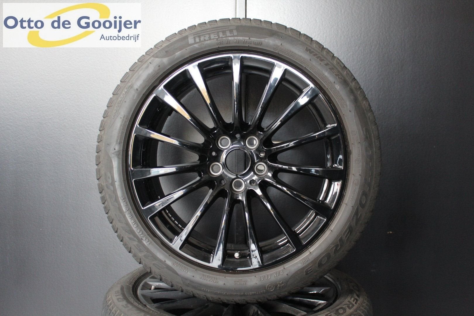 Originele BMW 5 Serie 8 Serie 19 Inch Velgen Winterbanden, Auto-onderdelen, Ophalen, 18 inch, -, -