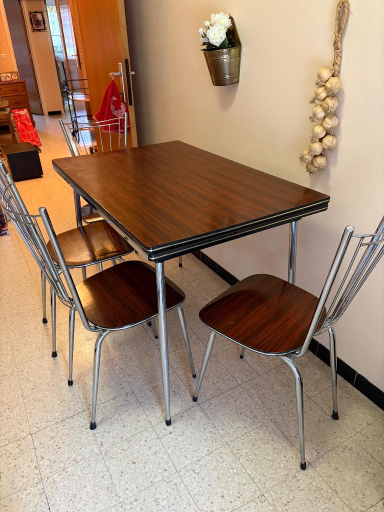 Table et chaises en Formica Vintage, Antiquités & Art, Enlèvement