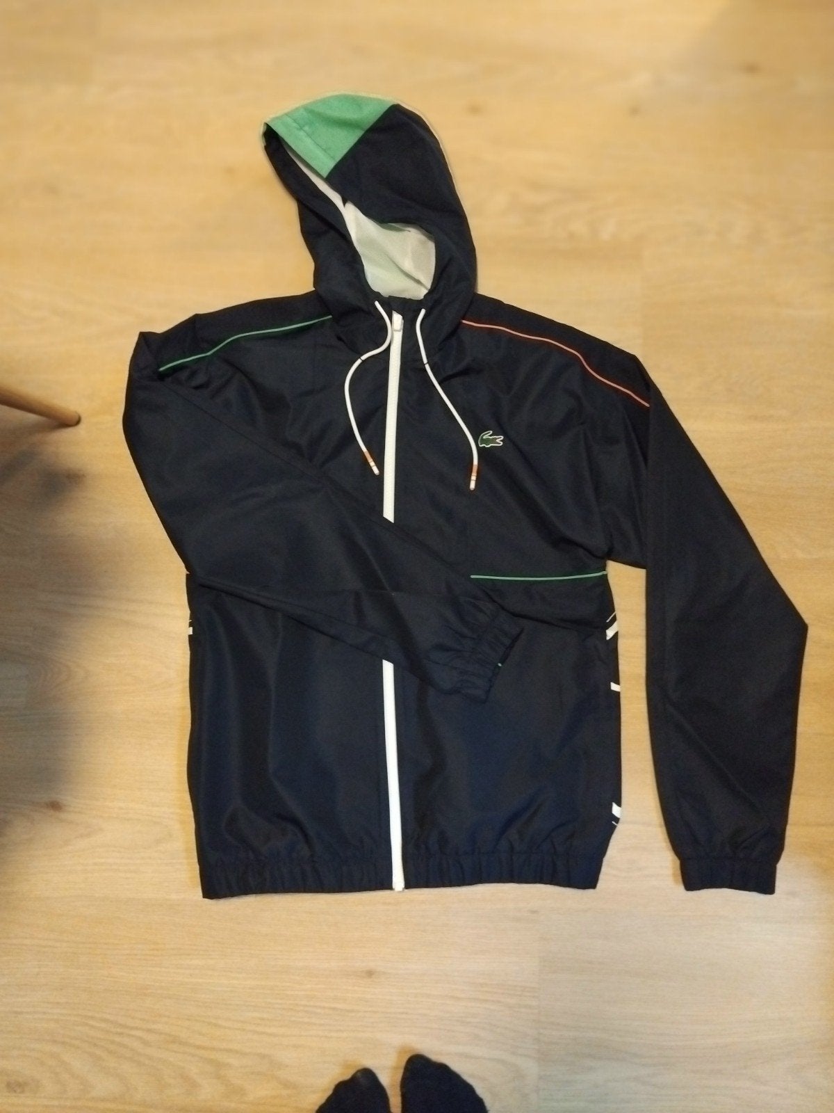 Nieuw en origineel trainingspak lacoste, Kleding | Heren, Sportkleding, Ophalen