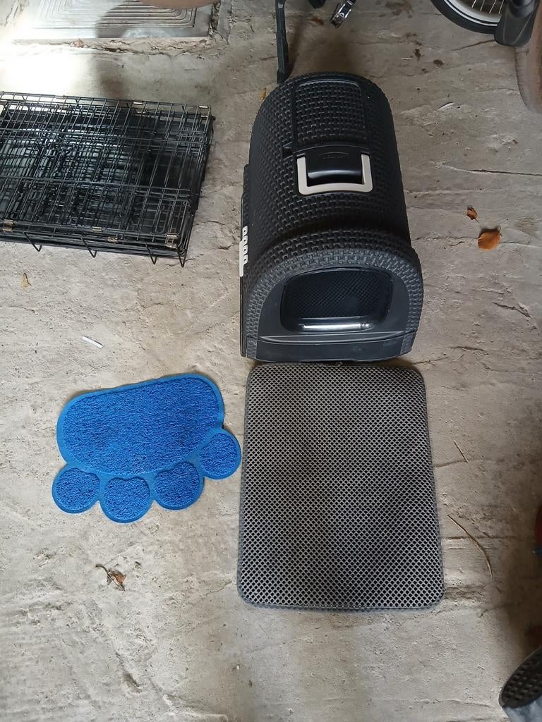 Kattenbak curver en voedingsmatje, Dieren en Toebehoren, Ophalen