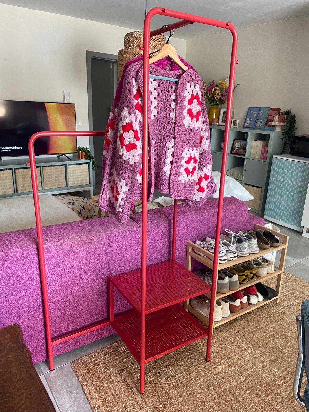 Uniek kledingrek ikea, Ophalen, Zo goed als nieuw