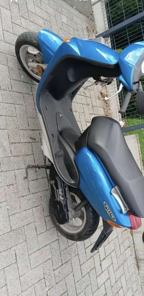 Scooter en très bon état à vendre
 Scooter 50cc propre, Vélos & Vélomoteurs, Enlèvement ou Envoi