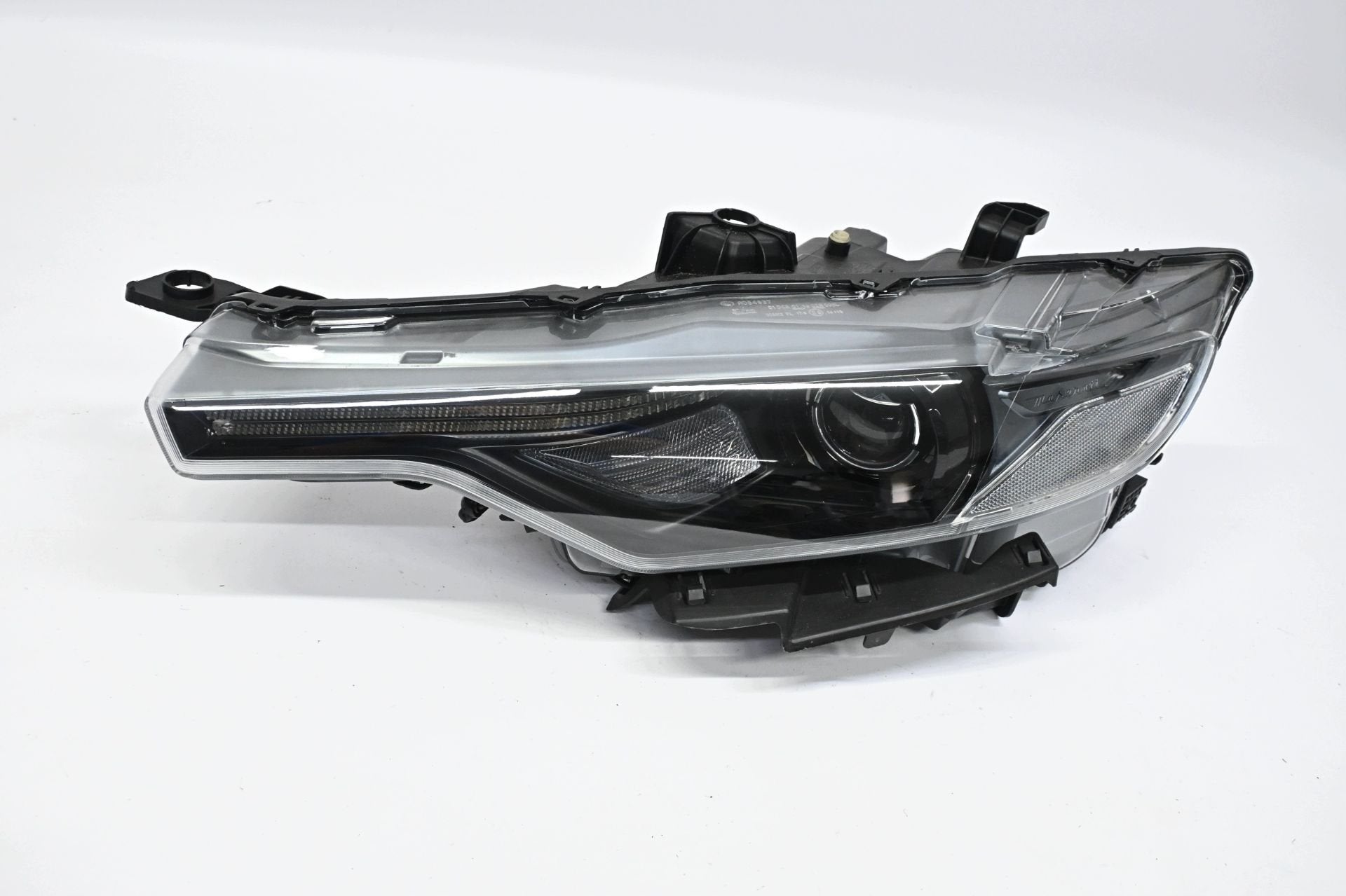 Maserati Levante M161 Koplamp Links 670034641, Viale Ciro Menotti 322
41121  Modena, IT, Maserati, Gebruikt, Maserati S.p.A.