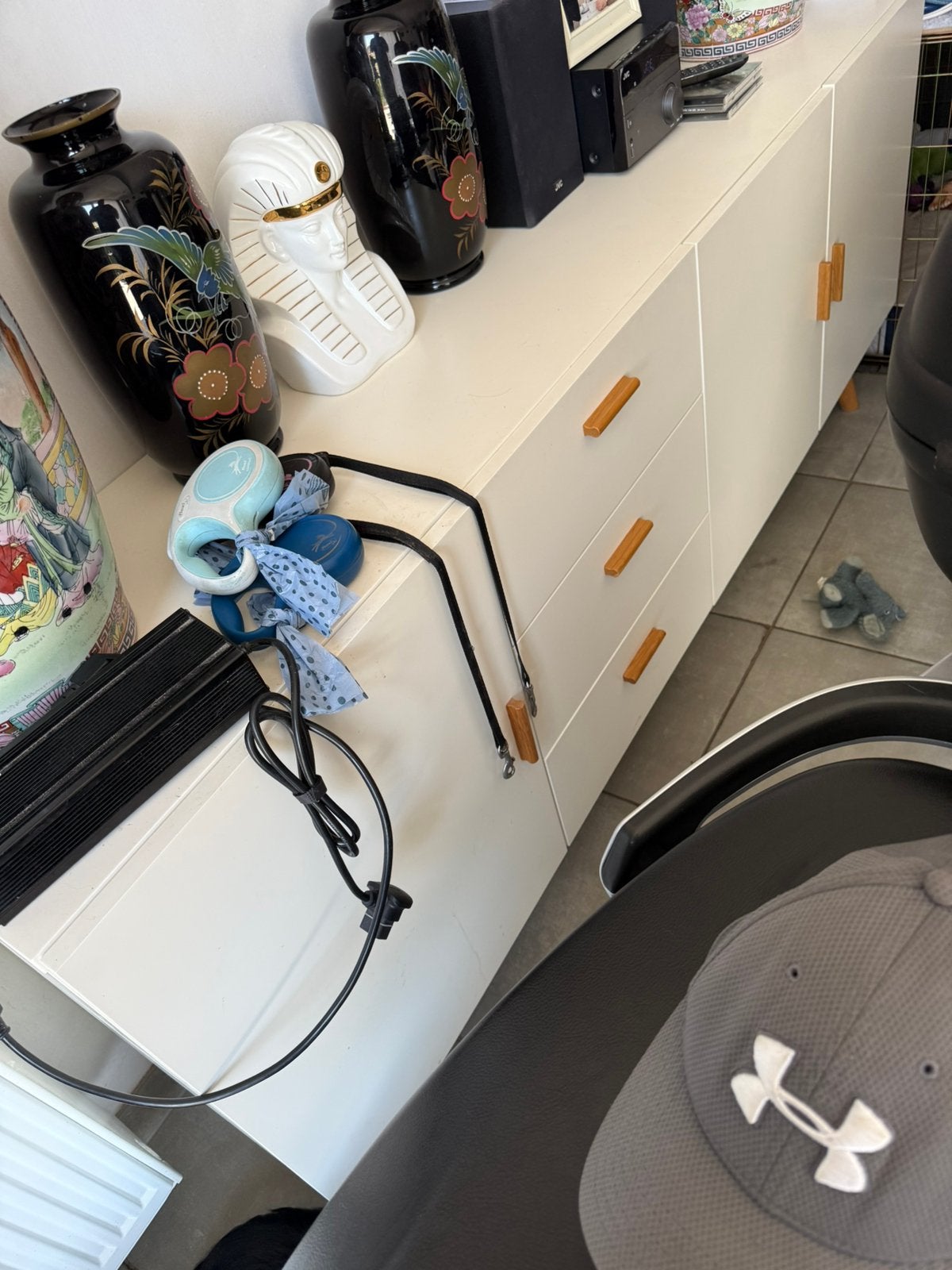 Dressoir kast te Nazareth., Ophalen, Gebruikt