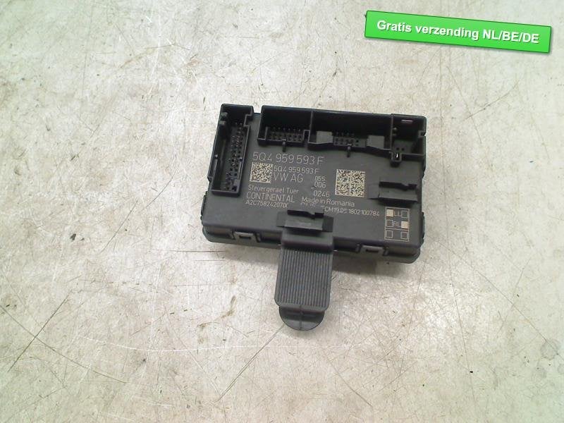 PORTIER REGELAPPARAAT LV Volkswagen T-Roc I (5Q4959593F), Autos : Pièces & Accessoires, Volkswagen, Volkswagen AG, Utilisé, Kundenbetreuung@volkswagen.de