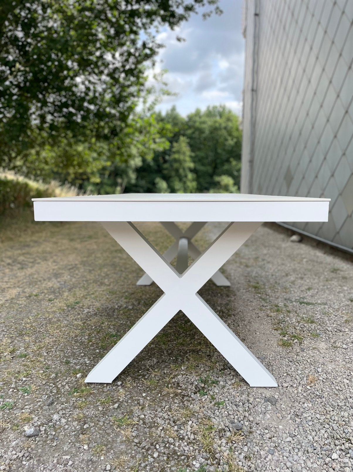 Nieuw! Moderne keramische kruispoottafel in topstaat, Tuin en Terras, Ophalen, Zo goed als nieuw