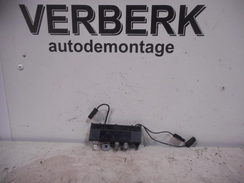 AMPLIFICATEUR D'ANTENNE 3 serie (E36 / 2) (65.24-1387751), Utilisé, BMW