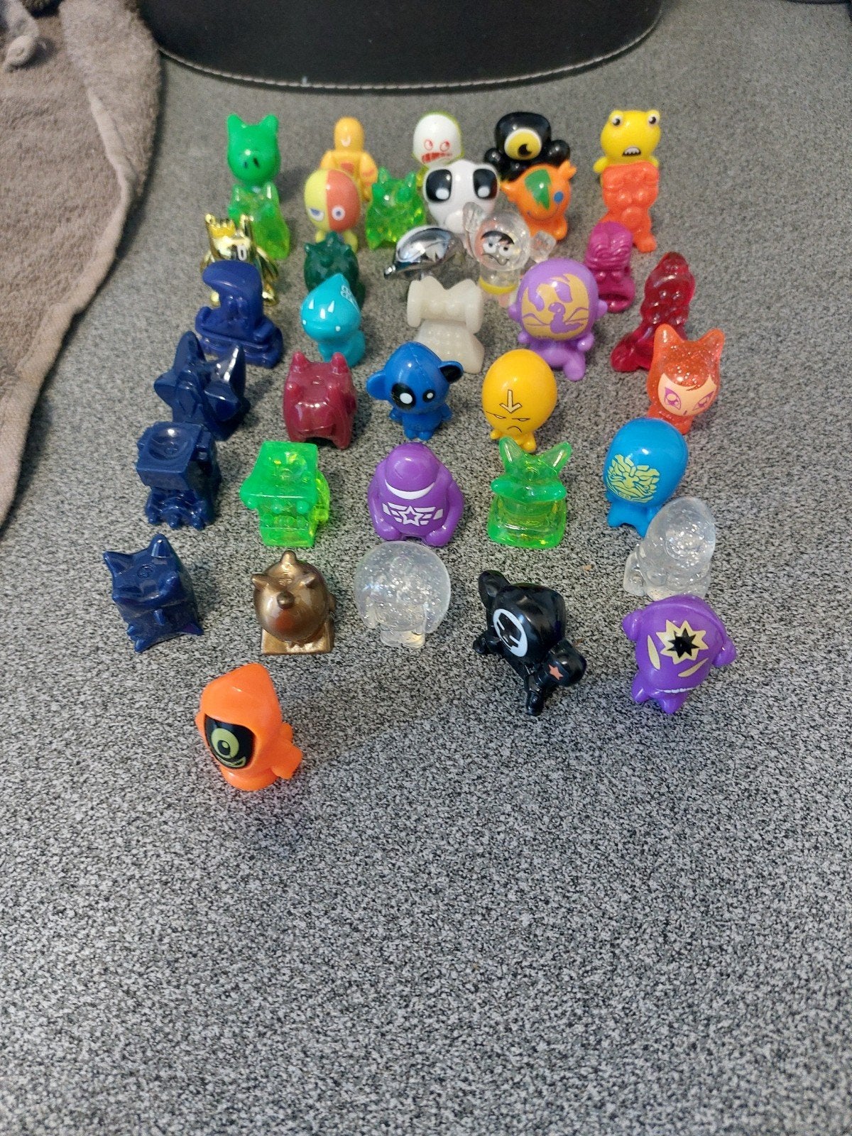 gogos, Enlèvement