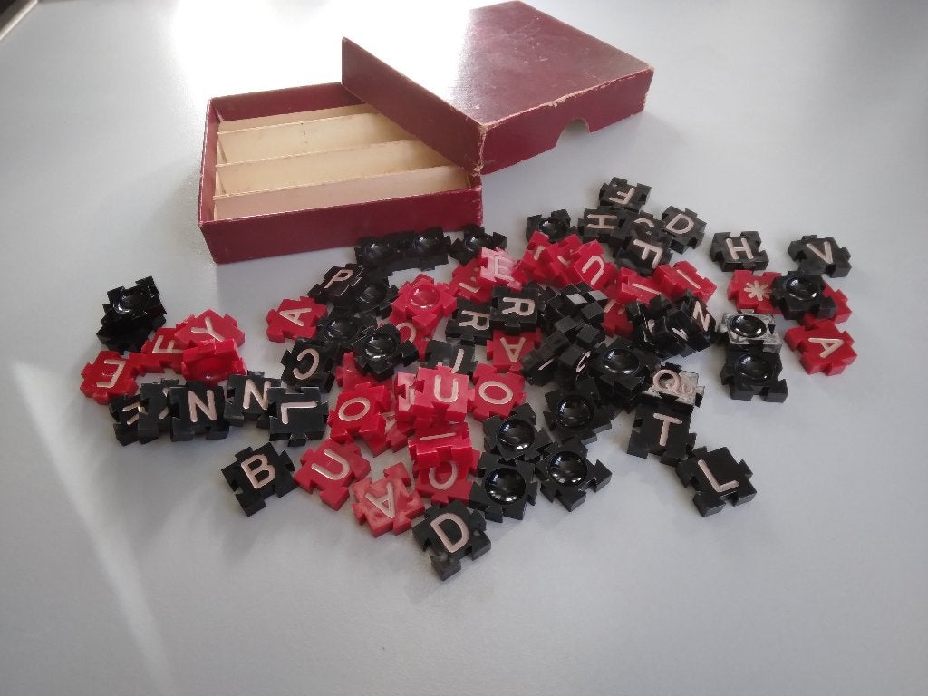 Vintage bordspel uit 1968: „Typ-Dom”, Antiek en Kunst, Ophalen of Verzenden