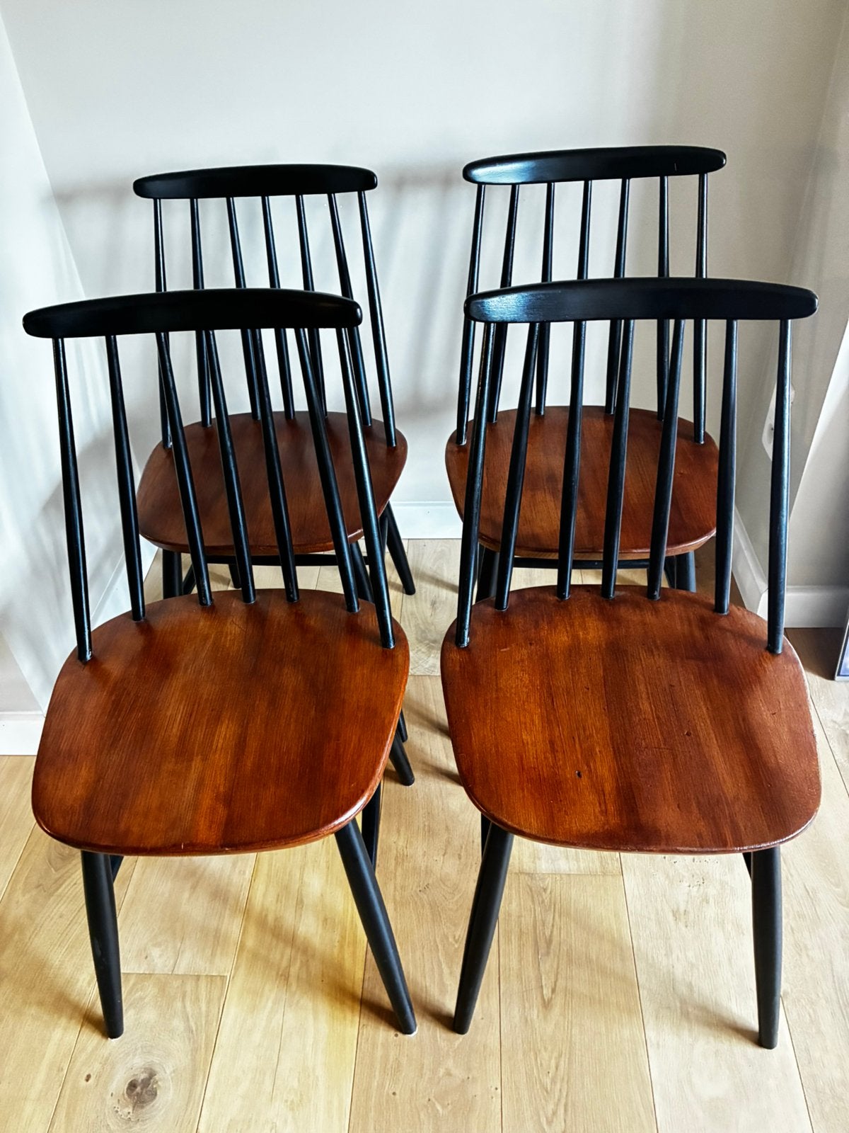 Ensemble de 4 chaises - Tapiovaara/Karlstorp, Enlèvement, Bois, Quatre, Noir