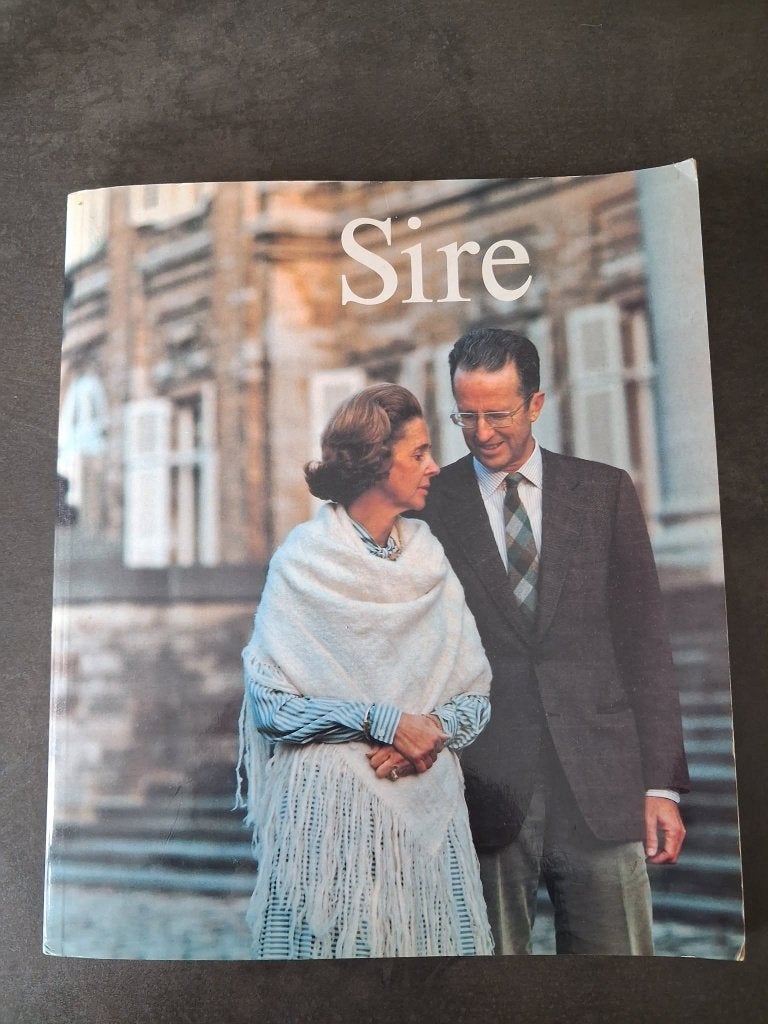 Sire, koning Boudewijn, Collections, Maisons royales & Noblesse, Comme neuf, Magazine ou livre, Enlèvement ou Envoi