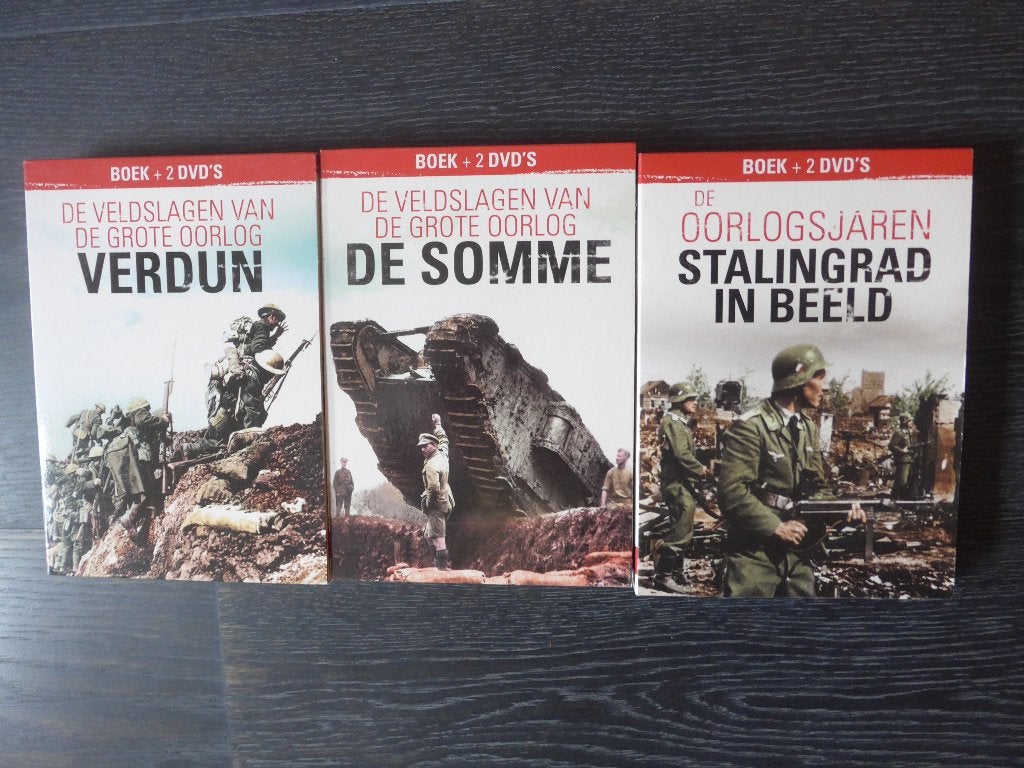 Somme - Stalingrad _ Verdun : DVD et livres sur la guerre, Enlèvement ou Envoi, Anglais, Comprend un livret, Néerlandais