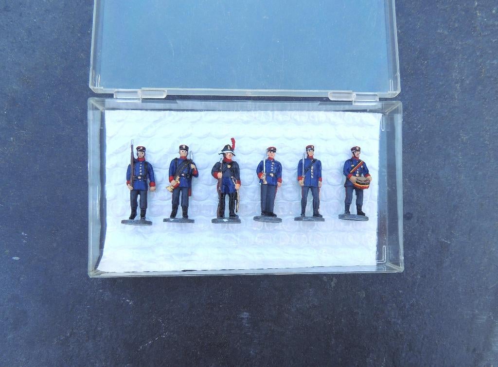 Petits soldats de plomb 3,5 cm GENDARMERIE, Verzenden, Zo goed als nieuw, 1:50 of kleiner, Figuur of Figuren