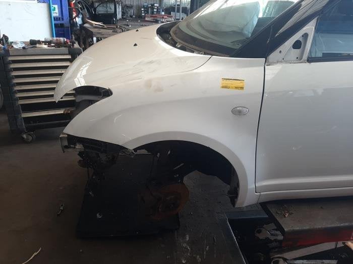 Scherm links-voor van een Suzuki Swift, Gebruikt, -, -, -