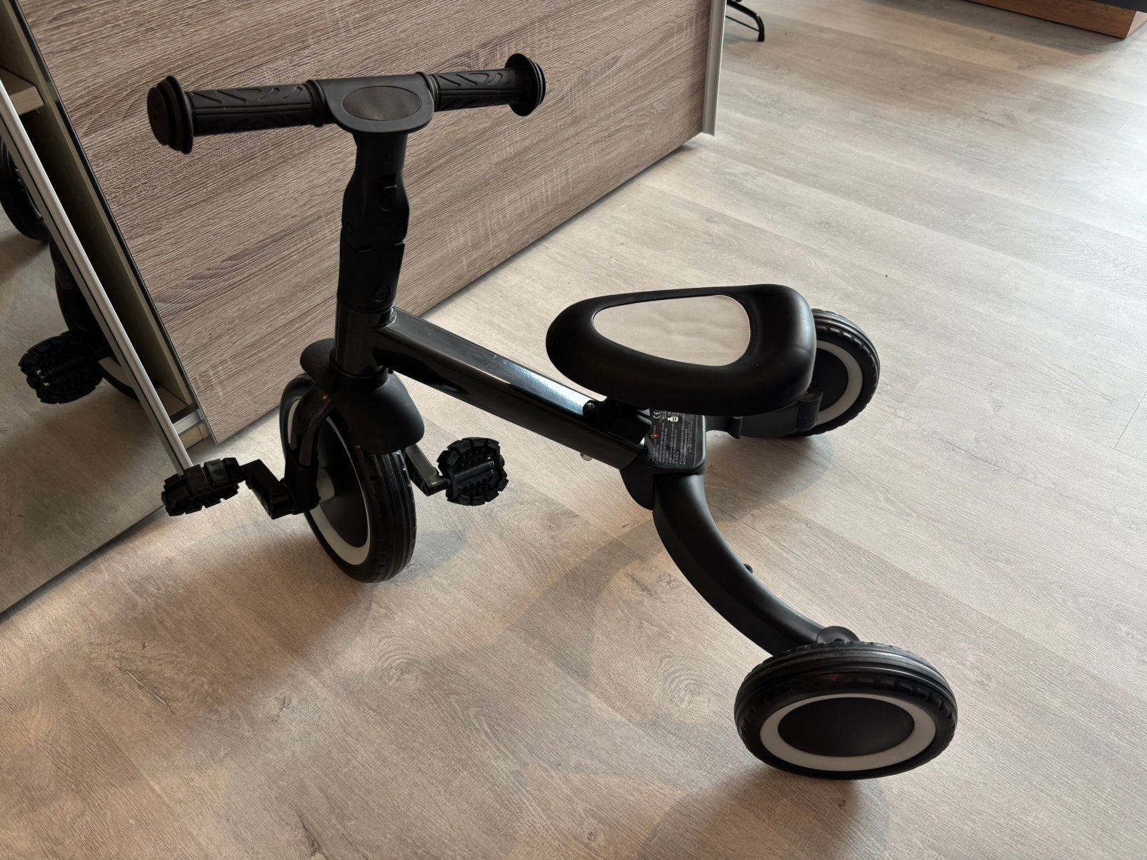4-in-1 loopfietsje driewieler, Fietsen en Brommers, Ophalen of Verzenden, Zo goed als nieuw