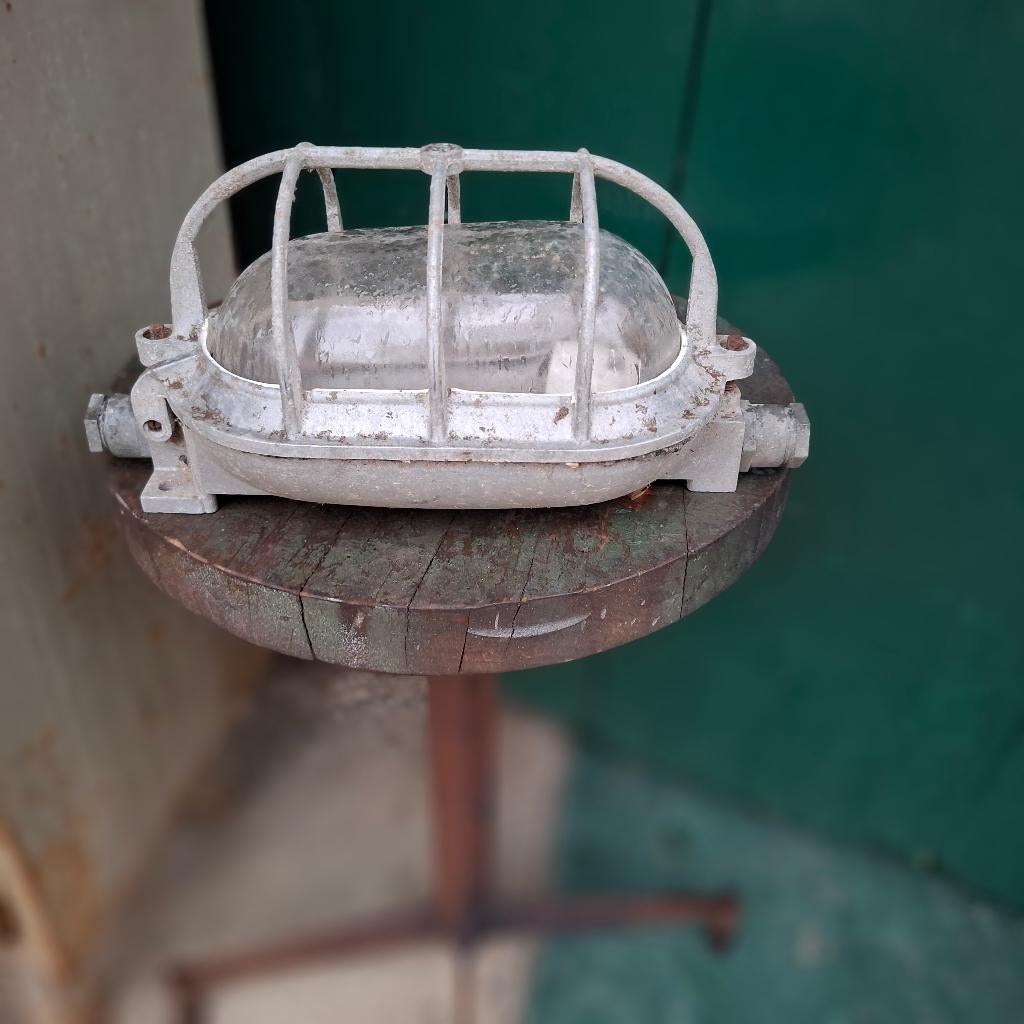 Lampe de navire industrielle, lampe de bunker, Enlèvement