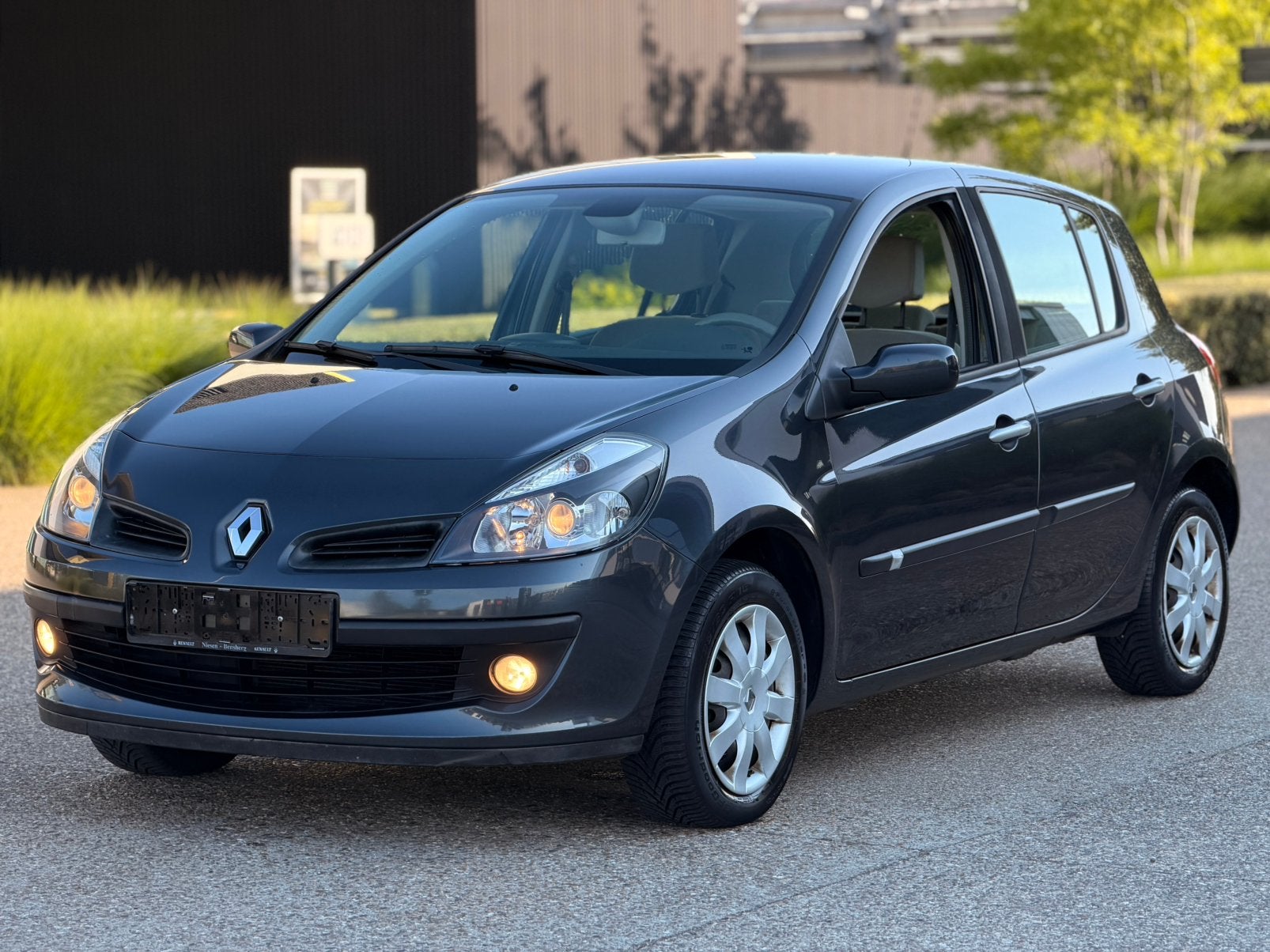 Renault Clio 1.6i benzine AUTOMAAT Met keuring, Entreprise, Automatique, 4 cylindres, Essence