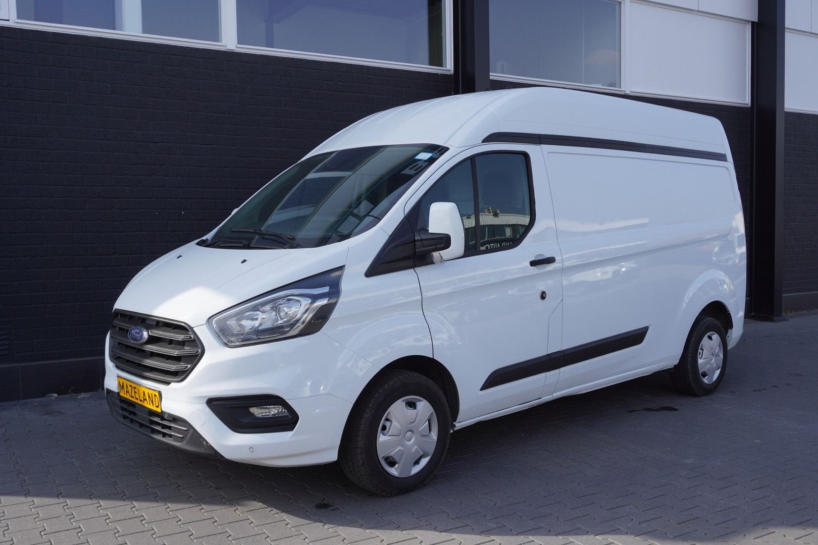 Ford Transit Custom 2.0 TDCI 130PK L2H2 - Airco - Cruise - C, Auto's, Parkeersensor, Wit, Ford, Onderhoudsboekje