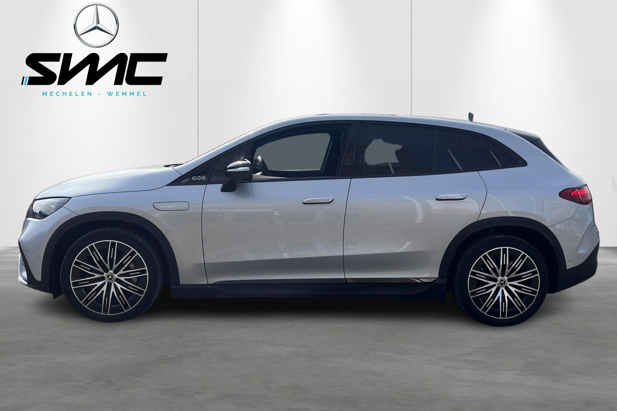 Mercedes-Benz EQE EQE 350 4MATIC AMG Line, Auto's, Mercedes-Benz, Automaat, 4 deurs, Stof, Gebruikt