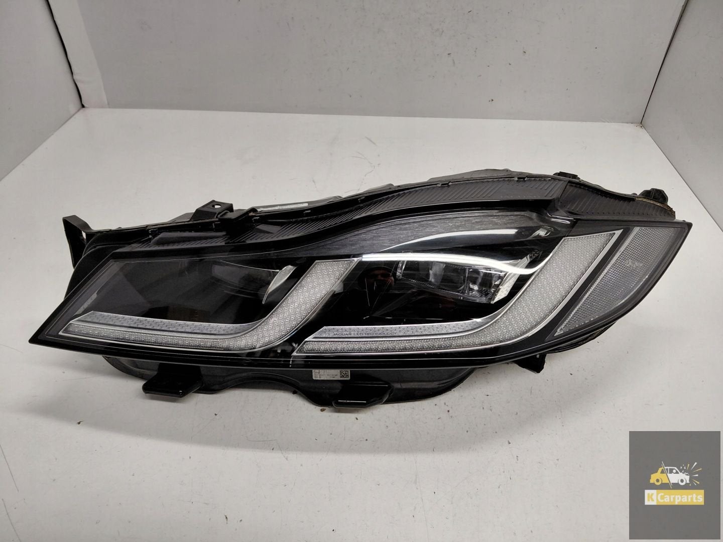 MK83-13W030-EE, Jaguar XF II F-Pace Lift Volledig Led MID-la, Auto-onderdelen, Verlichting, Gebruikt, Dpoffice@jaguarlandrover.com