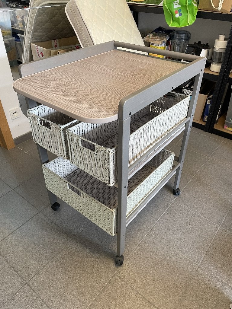 Table de soins pour bébés debout, 90 à 105 cm, Enlèvement, Utilisé, 70 cm ou plus