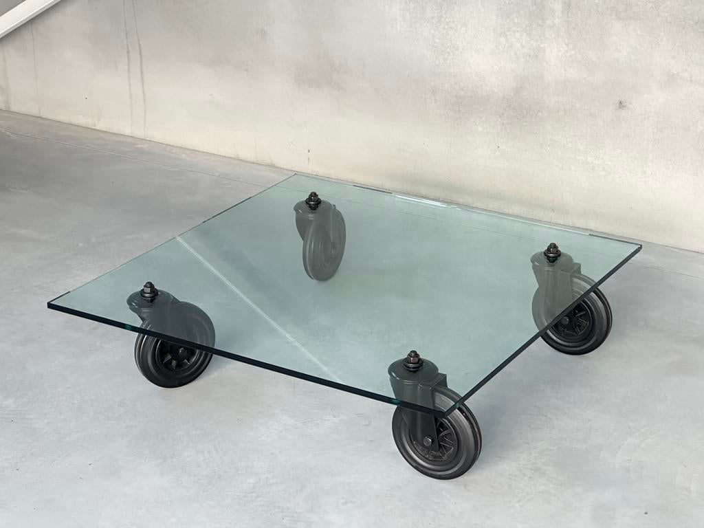 Vintage “Fontana Arte” coffeetable by Gae Aulenti, ca 1980’s, Enlèvement