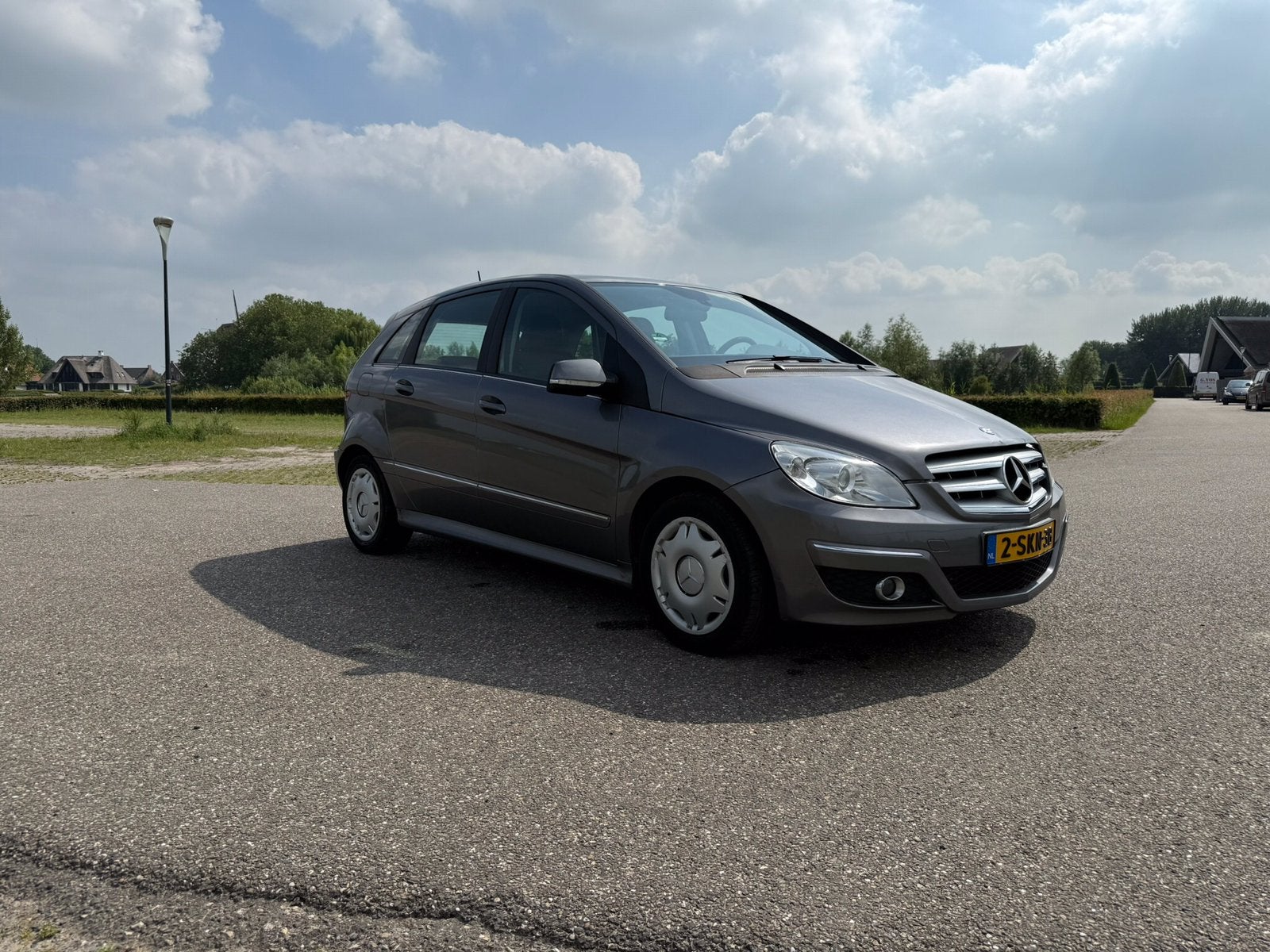 B 180 CDI airco leder cruisecontrol stoelverwarming, Auto's, Euro 5, Achterwielaandrijving, Zwart, 4 cilinders