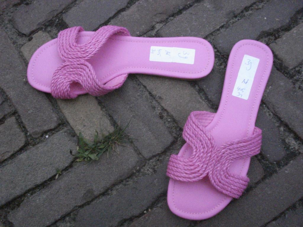 Gratis verzending nieuwe roze boho festival slippers 39, Slippers, Verzenden, Nieuw, Roze