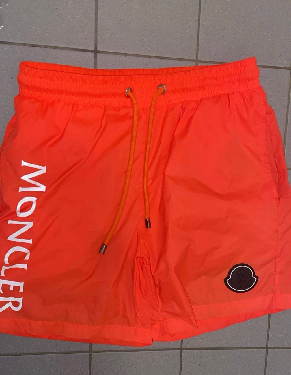 Moncler short, Kleding | Heren, Badmode en Zwemkleding, Ophalen of Verzenden, Maat 48/50 (M), Oranje, Zwemshort