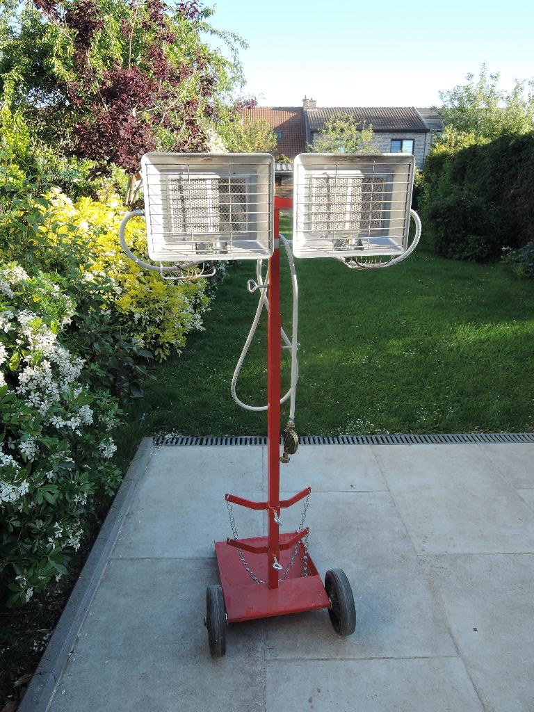 Radiale verwarming op gas, Ophalen, Gebruikt, Gas, Vloer